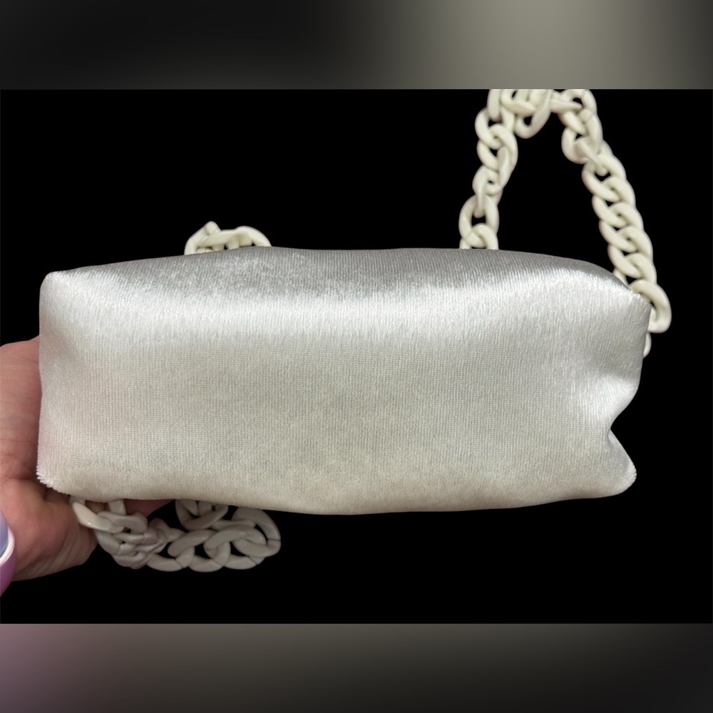 New Dior make up pouch/crossbody - Picture 2 of 6